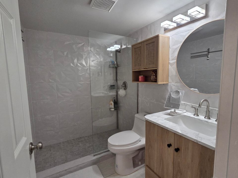 En Venta: $249,900 (2 camas, 2 baños, 1106 Pies cuadrados)