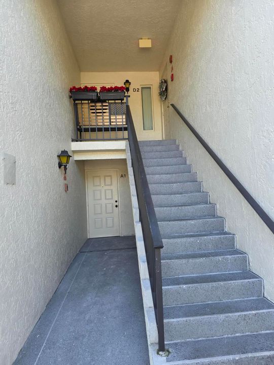 En Venta: $249,900 (2 camas, 2 baños, 1106 Pies cuadrados)