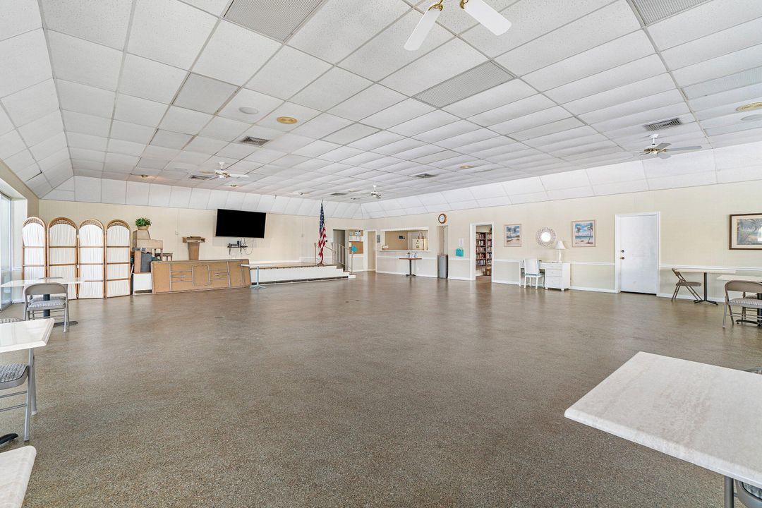 En Venta: $249,999 (2 camas, 2 baños, 1014 Pies cuadrados)