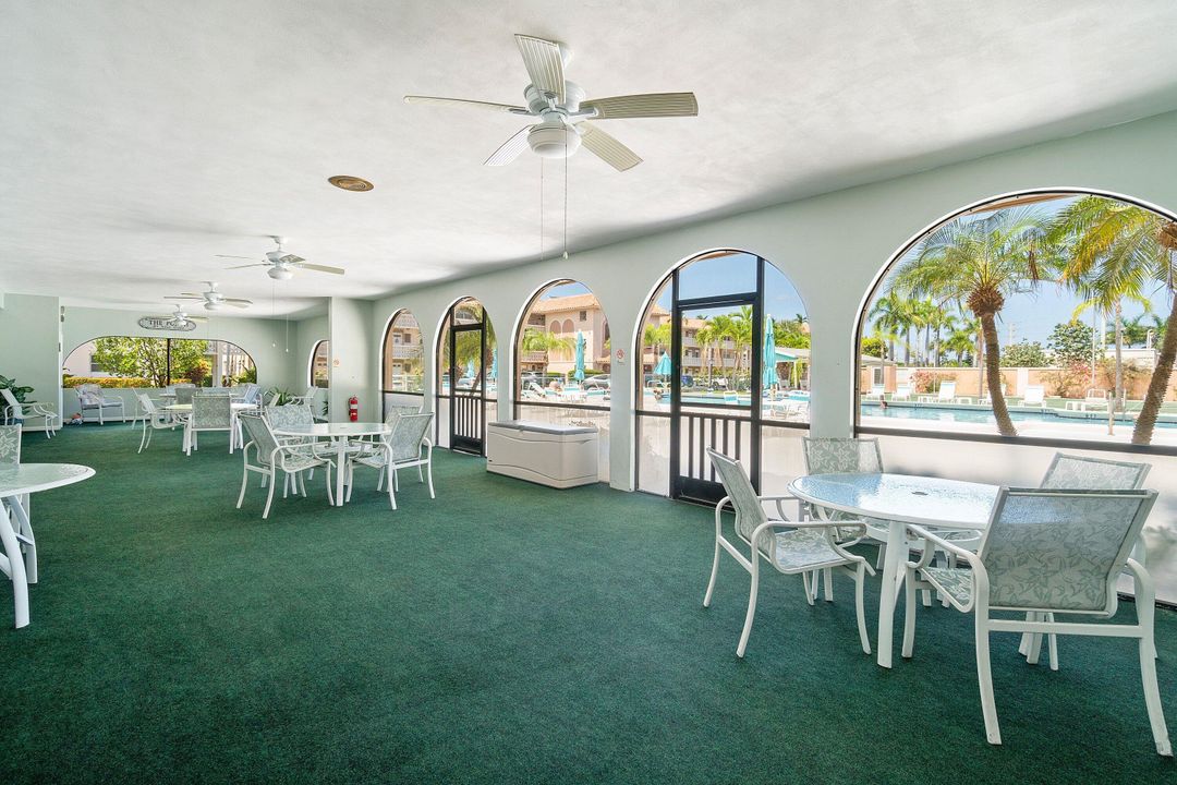 En Venta: $249,999 (2 camas, 2 baños, 1014 Pies cuadrados)