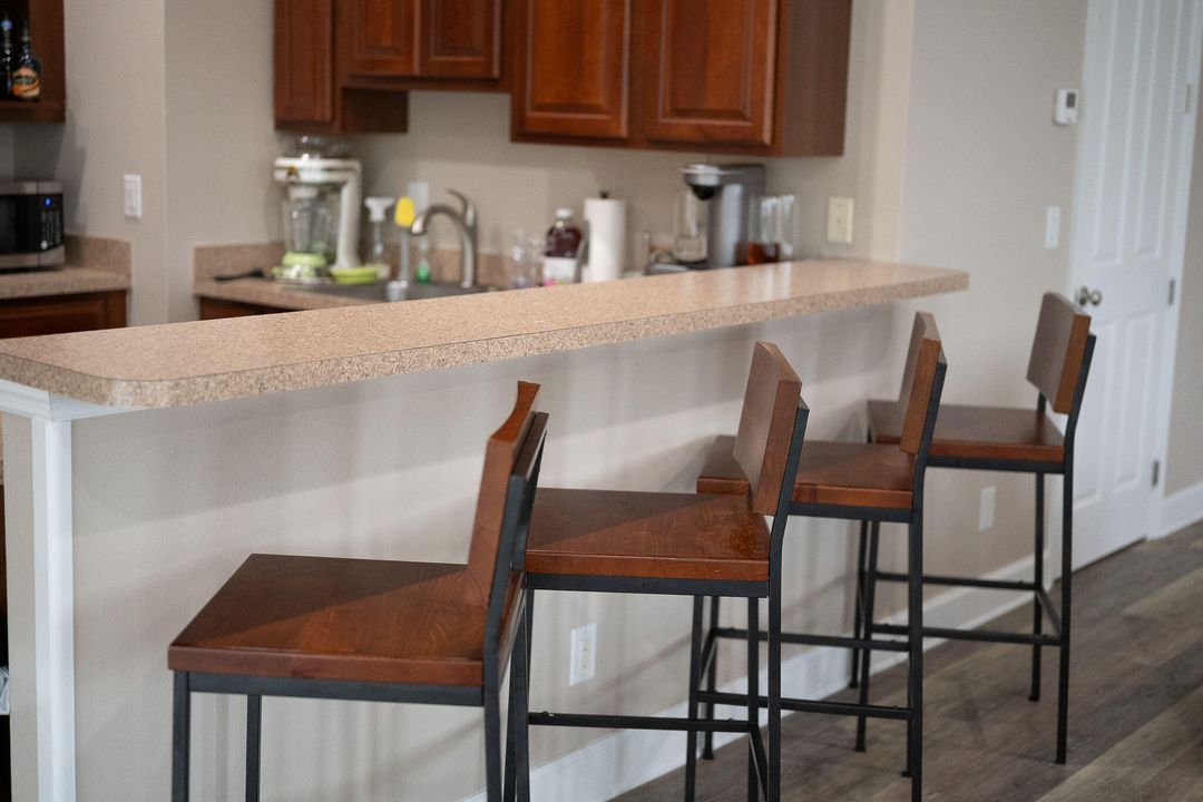 For Sale: $3,499,000 (6 beds, 6 baths, 7761 Square Feet)