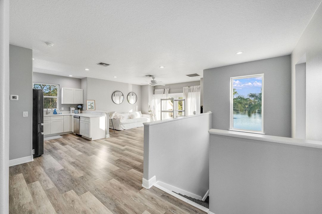 For Sale: $3,499,000 (6 beds, 6 baths, 7761 Square Feet)