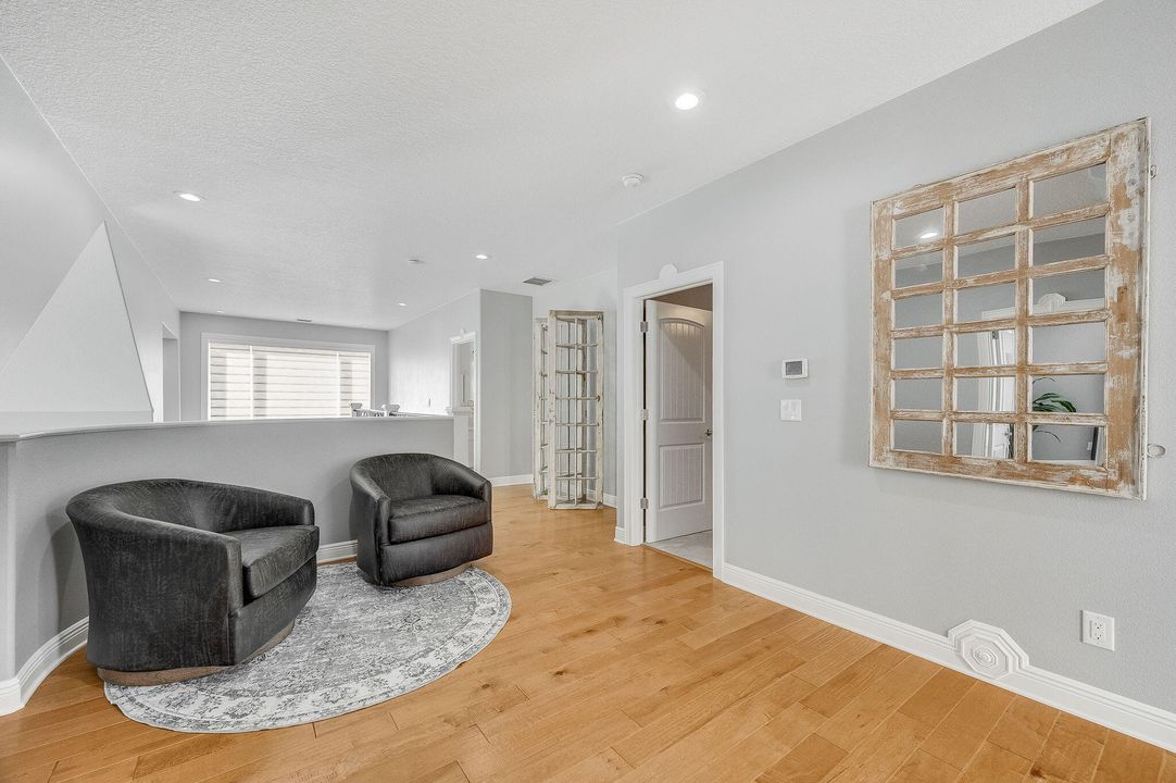 For Sale: $3,499,000 (6 beds, 6 baths, 7761 Square Feet)