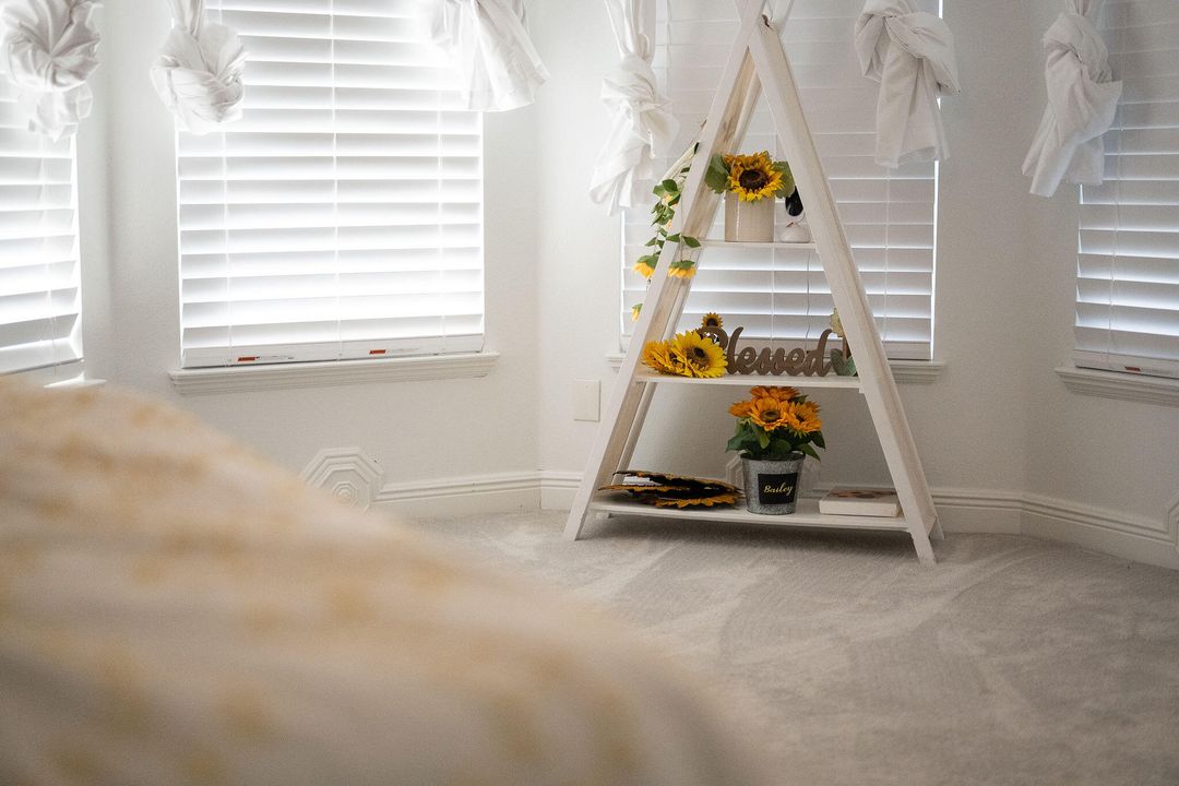 For Sale: $3,499,000 (6 beds, 6 baths, 7761 Square Feet)