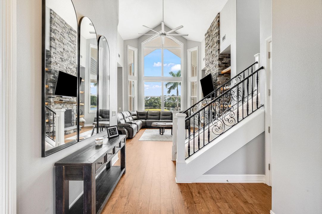 For Sale: $3,499,000 (6 beds, 6 baths, 7761 Square Feet)