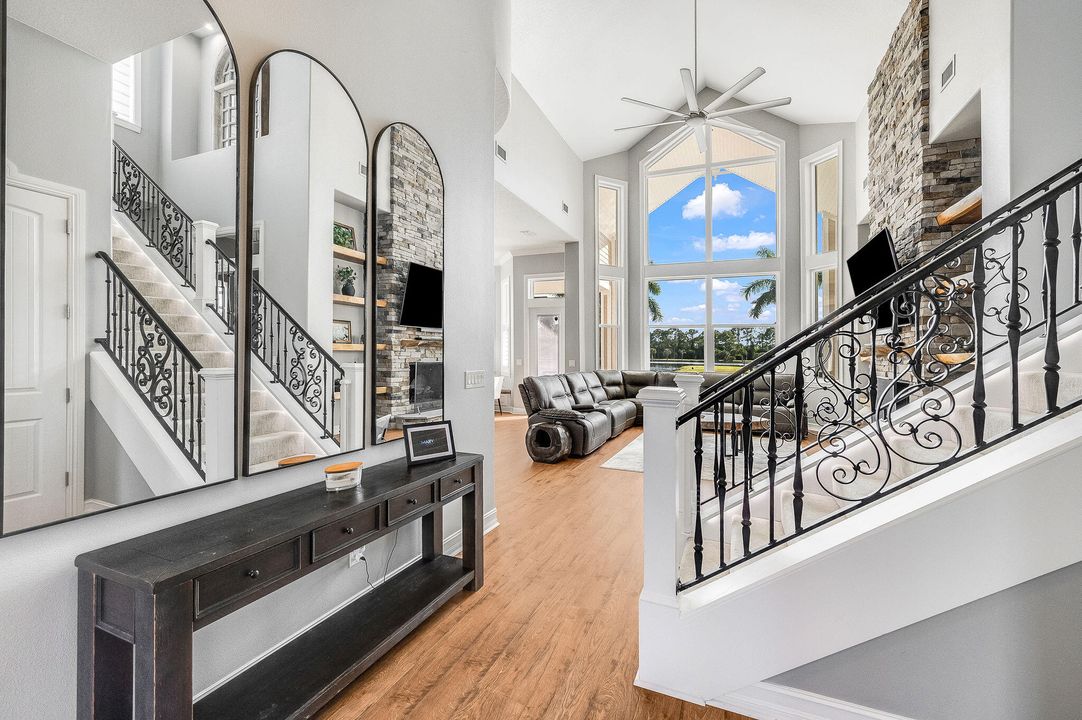 For Sale: $3,499,000 (6 beds, 6 baths, 7761 Square Feet)