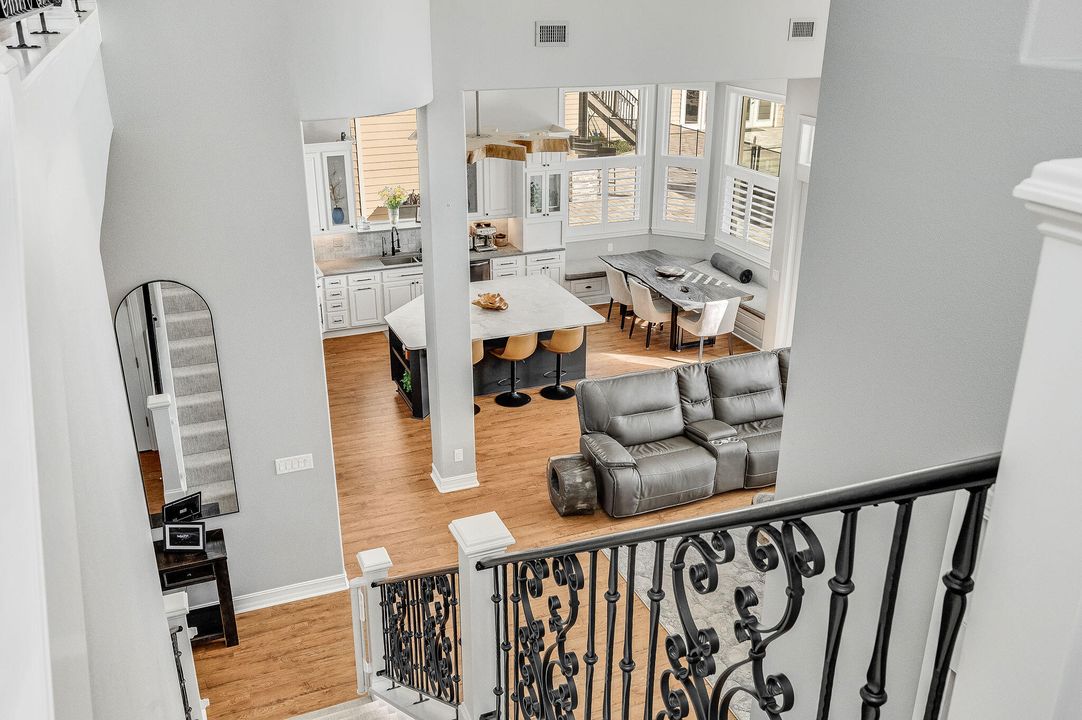 For Sale: $3,499,000 (6 beds, 6 baths, 7761 Square Feet)