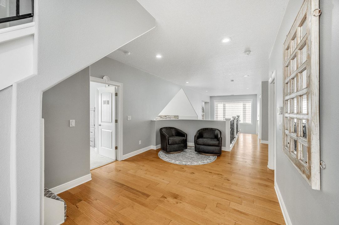 For Sale: $3,499,000 (6 beds, 6 baths, 7761 Square Feet)