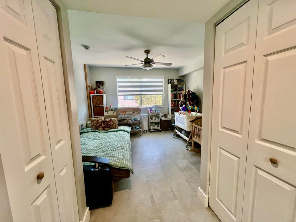 For Rent: $3,200 (2 beds, 2 baths, 1054 Square Feet)