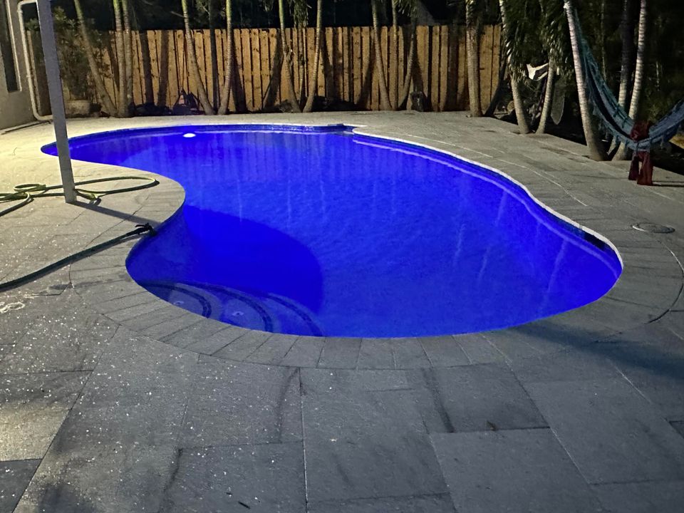 待售: $950,000 (3 贝兹, 2 浴室, 1624 平方英尺)