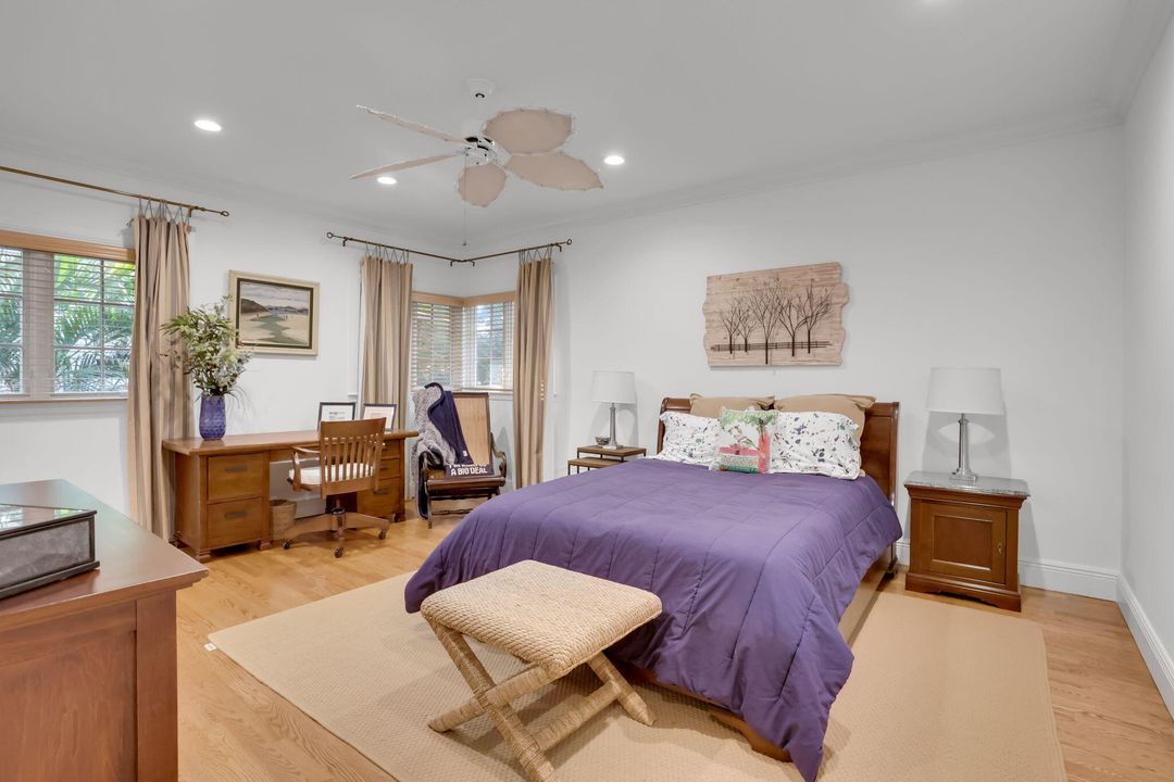 For Sale: $4,995,000 (5 beds, 6 baths, 7654 Square Feet)