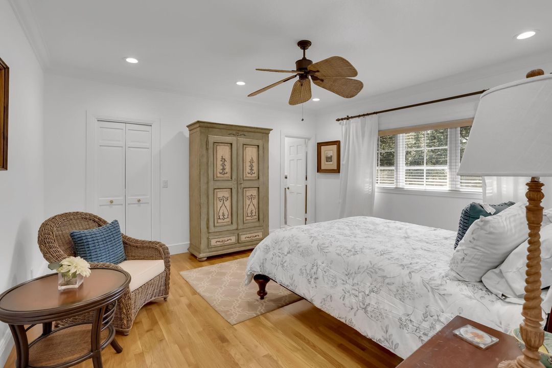 For Sale: $4,995,000 (5 beds, 6 baths, 7654 Square Feet)