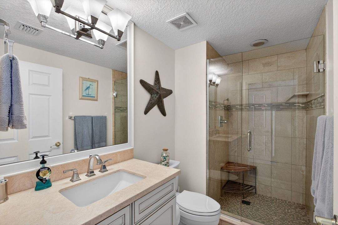 出租: $20,000 (3 贝兹, 3 浴室, 2376 平方英尺)