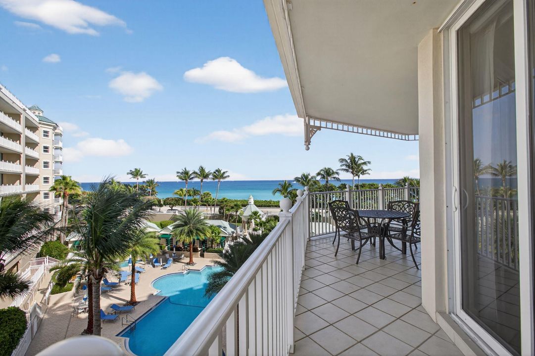 出租: $20,000 (3 贝兹, 3 浴室, 2376 平方英尺)