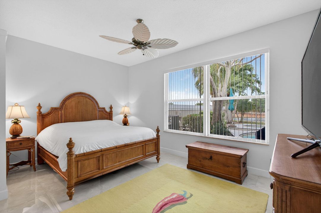 待售: $870,000 (3 贝兹, 2 浴室, 1973 平方英尺)