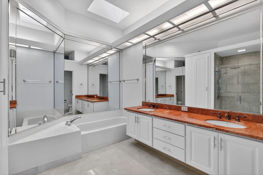 待售: $870,000 (3 贝兹, 2 浴室, 1973 平方英尺)