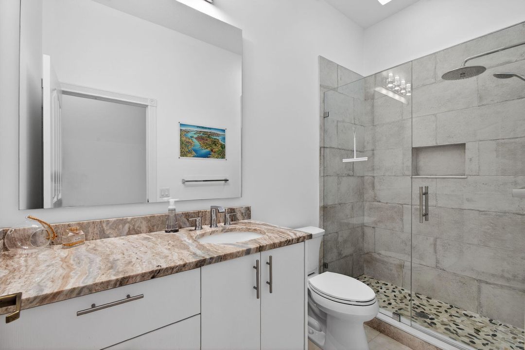 待售: $870,000 (3 贝兹, 2 浴室, 1973 平方英尺)