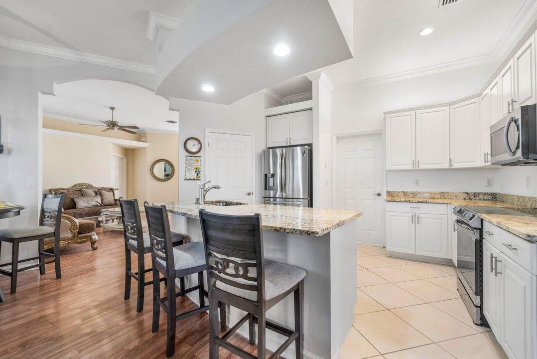 For Rent: $3,750 (3 beds, 2 baths, 1650 Square Feet)