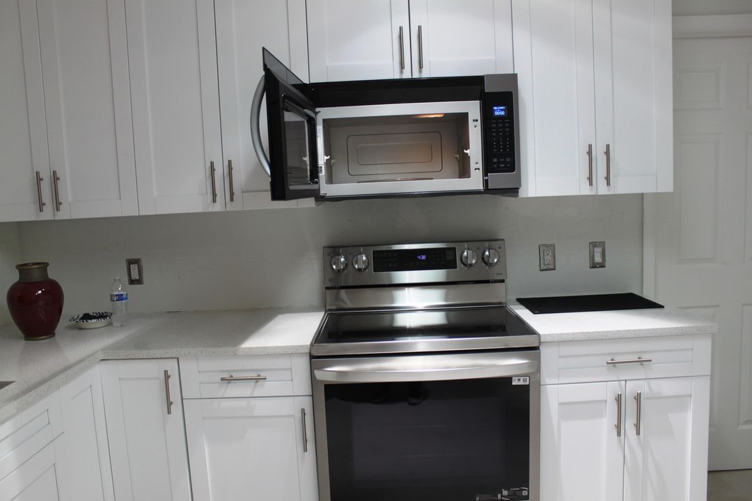 В аренду: $3,900 (4 спален, 2 ванн, 1828 Квадратных фут)