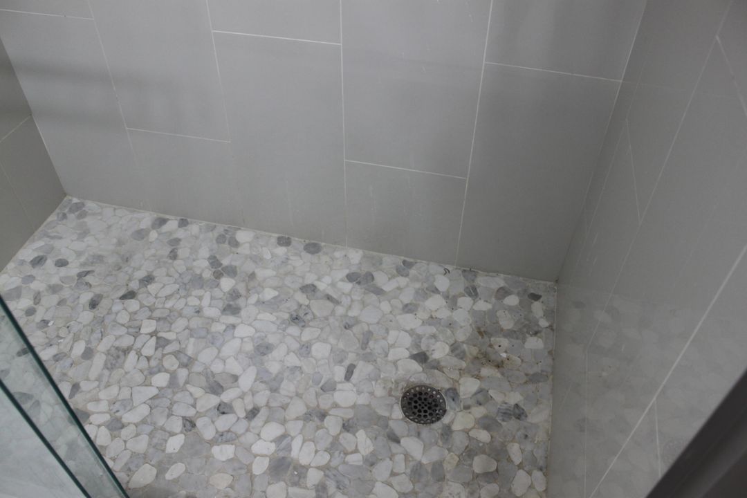 В аренду: $3,900 (4 спален, 2 ванн, 1828 Квадратных фут)