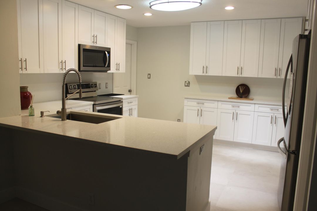 В аренду: $3,900 (4 спален, 2 ванн, 1828 Квадратных фут)