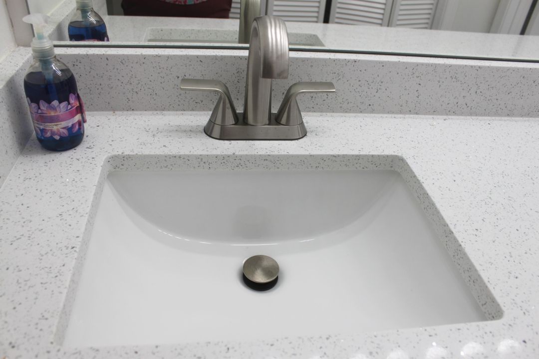 В аренду: $3,900 (4 спален, 2 ванн, 1828 Квадратных фут)