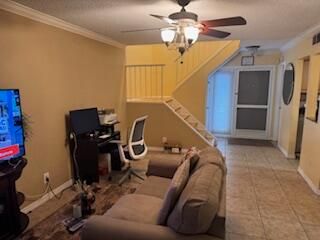 For Sale: $298,000 (2 beds, 2 baths, 1054 Square Feet)