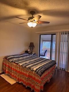 For Sale: $298,000 (2 beds, 2 baths, 1054 Square Feet)