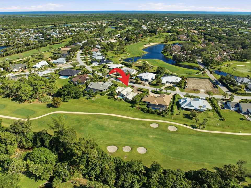 For Sale: $715,000 (4 beds, 3 baths, 2901 Square Feet)