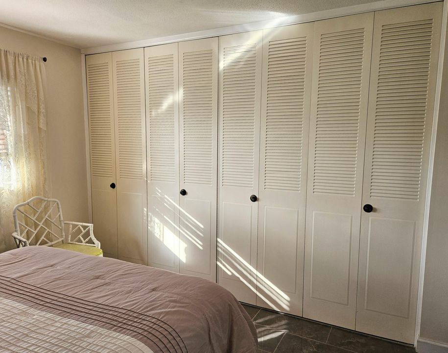 待售: $114,900 (1 贝兹, 1 浴室, 611 平方英尺)