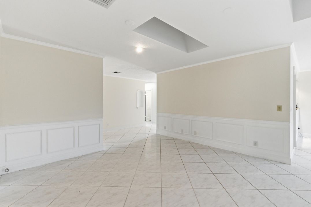 For Sale: $715,000 (4 beds, 3 baths, 2901 Square Feet)