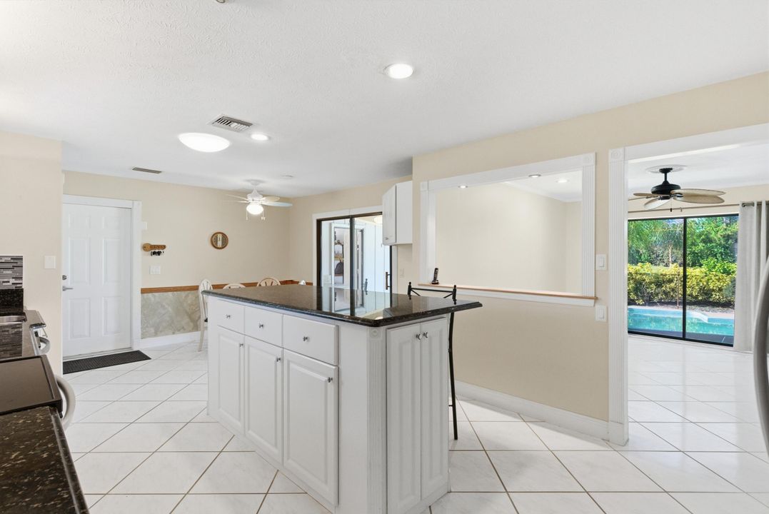 For Sale: $715,000 (4 beds, 3 baths, 2901 Square Feet)