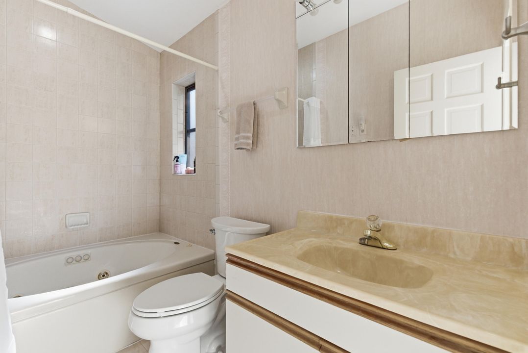 For Sale: $715,000 (4 beds, 3 baths, 2901 Square Feet)