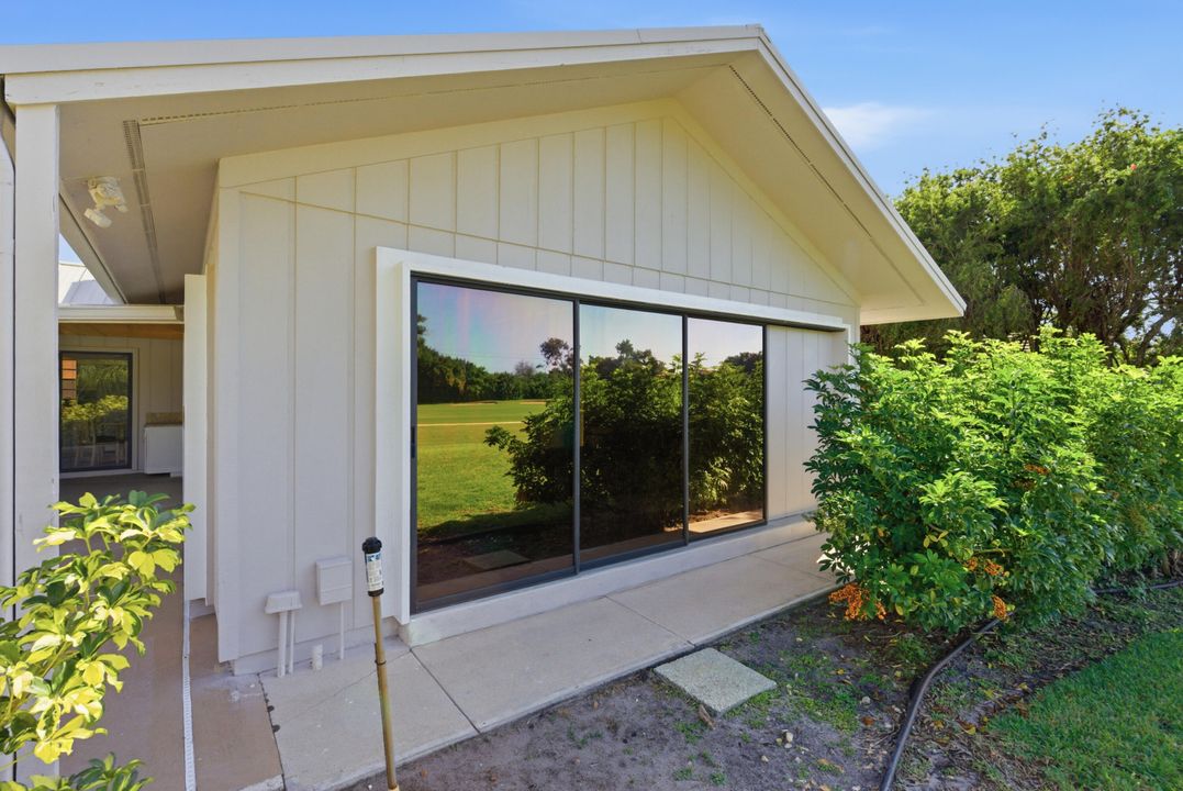 For Sale: $715,000 (4 beds, 3 baths, 2901 Square Feet)