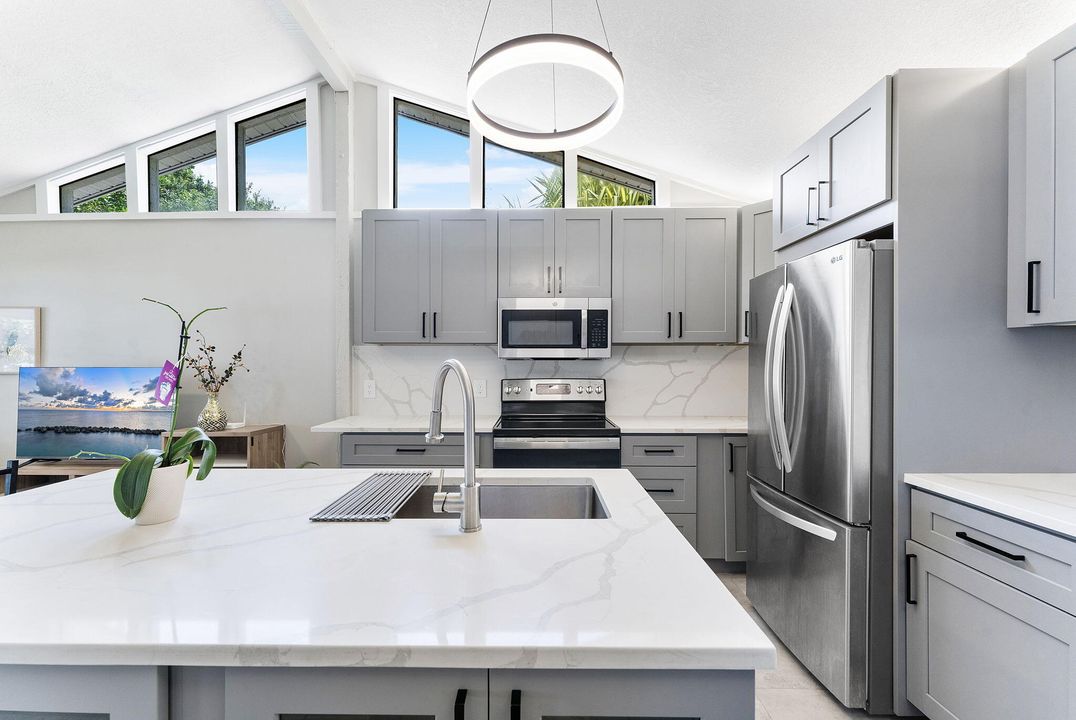 В аренду: $3,500 (3 спален, 2 ванн, 1353 Квадратных фут)