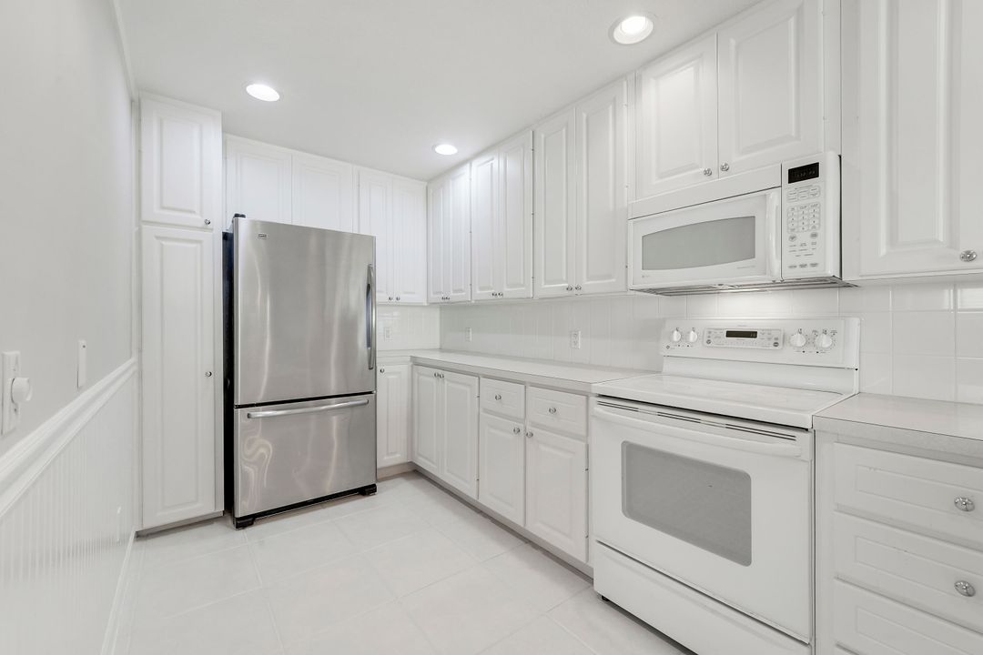 For Rent: $3,600 (3 beds, 3 baths, 1830 Square Feet)