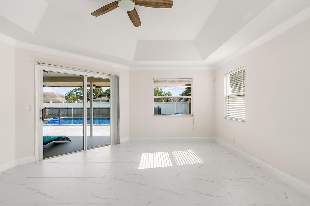 Под контрактом: $3,400 (3 спален, 2 ванн, 2076 Квадратных фут)