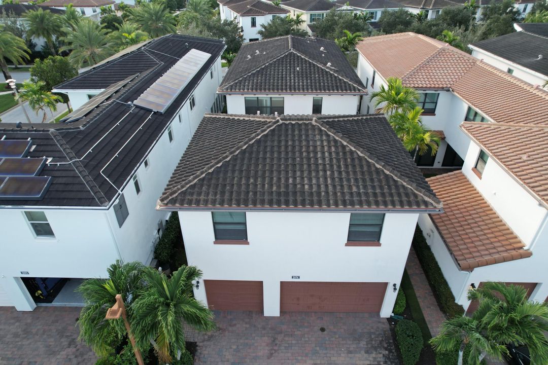 For Rent: $8,500 (5 beds, 5 baths, 3760 Square Feet)