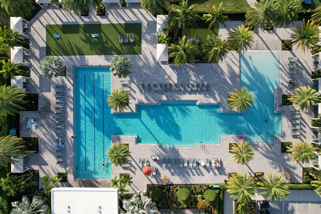 For Rent: $8,500 (5 beds, 5 baths, 3760 Square Feet)