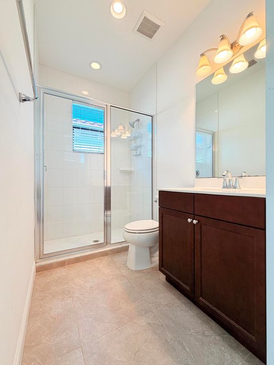 For Rent: $8,500 (5 beds, 5 baths, 3760 Square Feet)