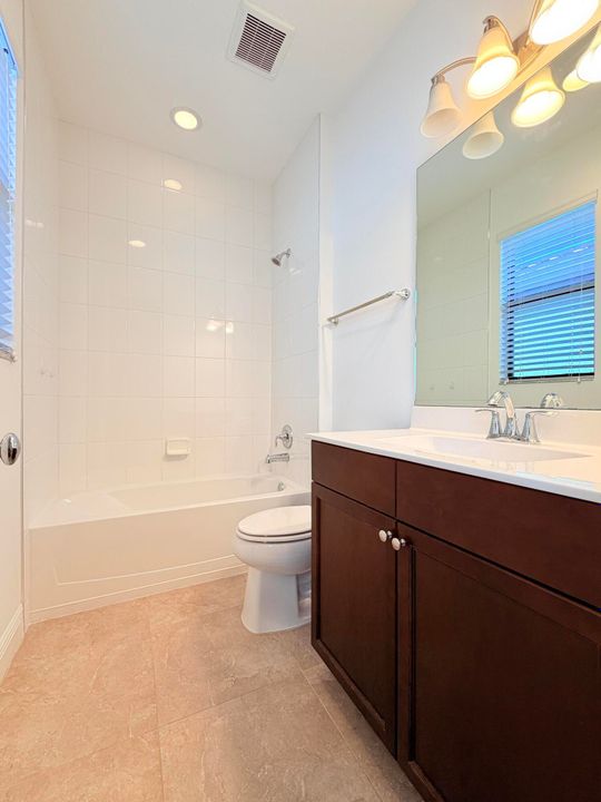 For Rent: $8,500 (5 beds, 5 baths, 3760 Square Feet)