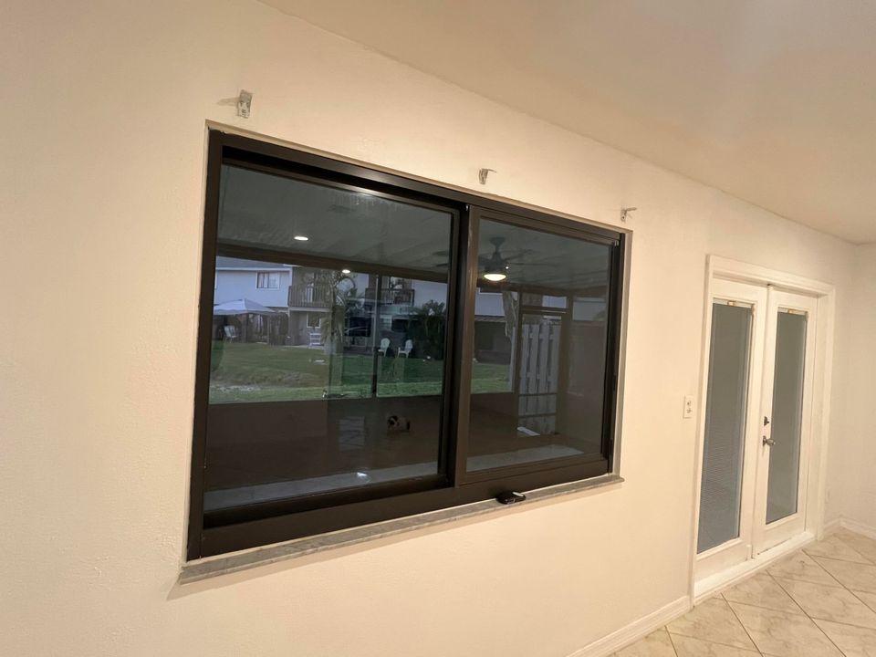 На продажу: $299,000 (3 спален, 2 ванн, 1226 Квадратных фут)