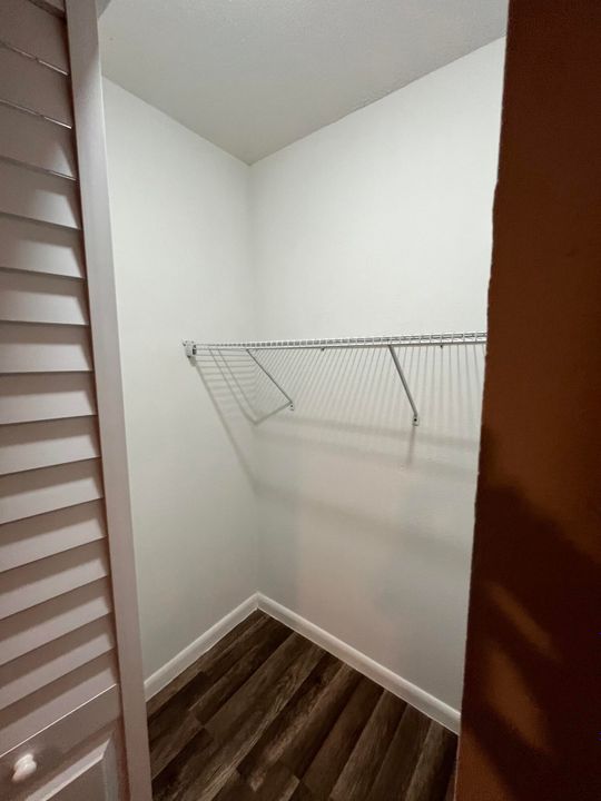 На продажу: $299,000 (3 спален, 2 ванн, 1226 Квадратных фут)