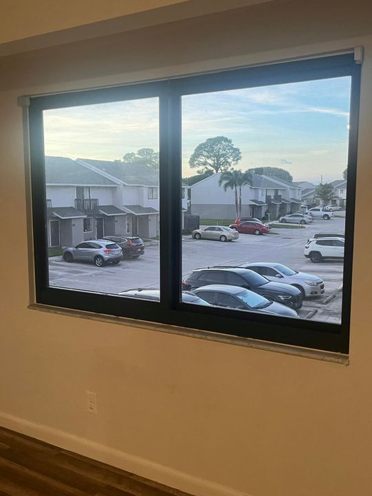 На продажу: $299,000 (3 спален, 2 ванн, 1226 Квадратных фут)