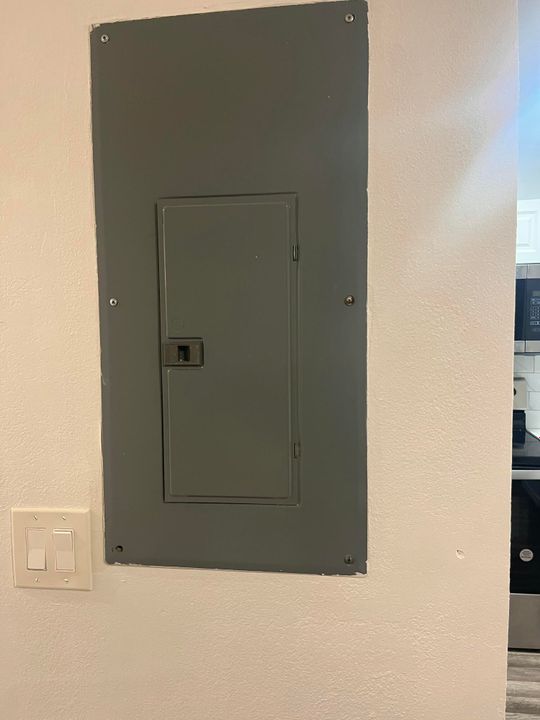 На продажу: $299,000 (3 спален, 2 ванн, 1226 Квадратных фут)