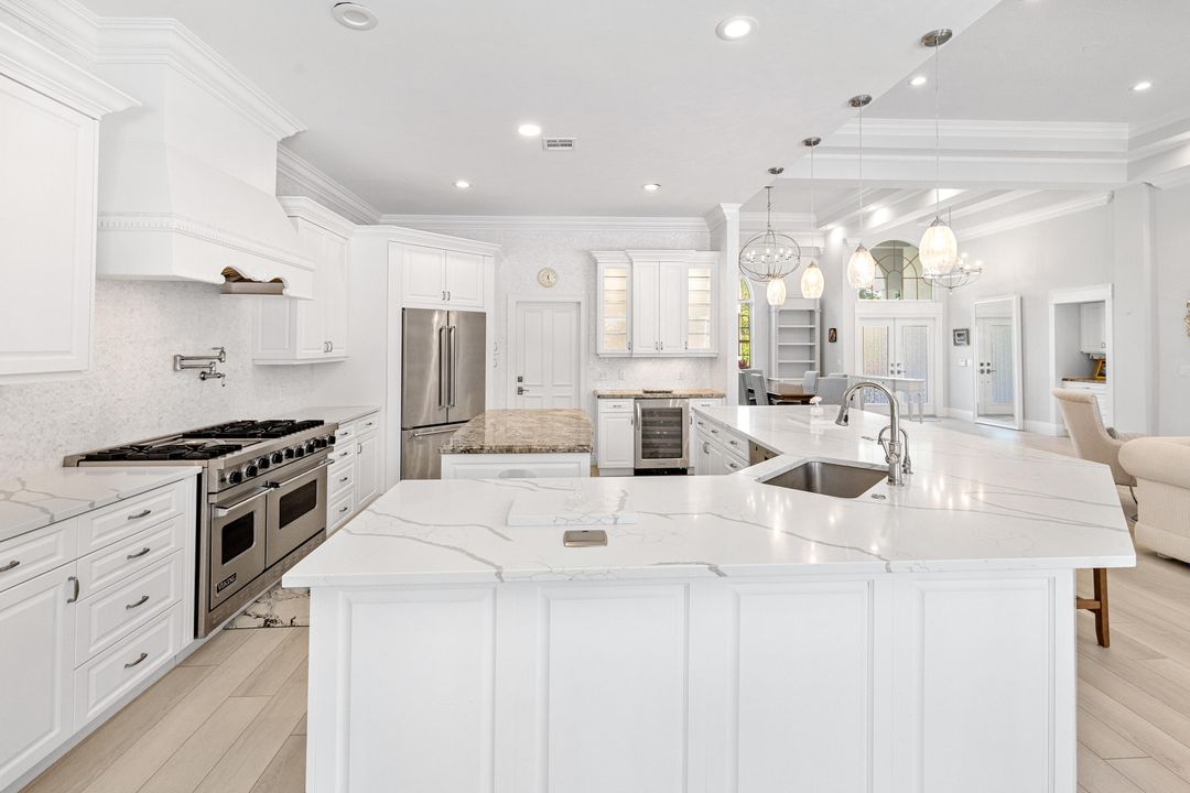 En Venta: $2,749,900 (4 camas, 3 baños, 2866 Pies cuadrados)