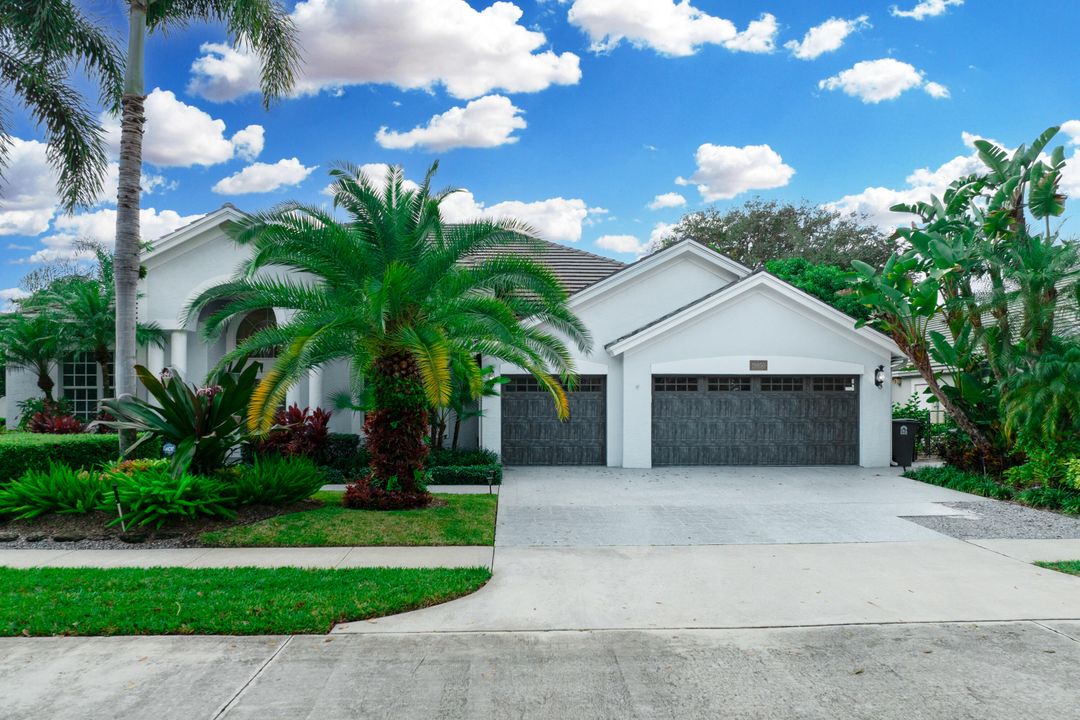 En Venta: $2,749,900 (4 camas, 3 baños, 2866 Pies cuadrados)