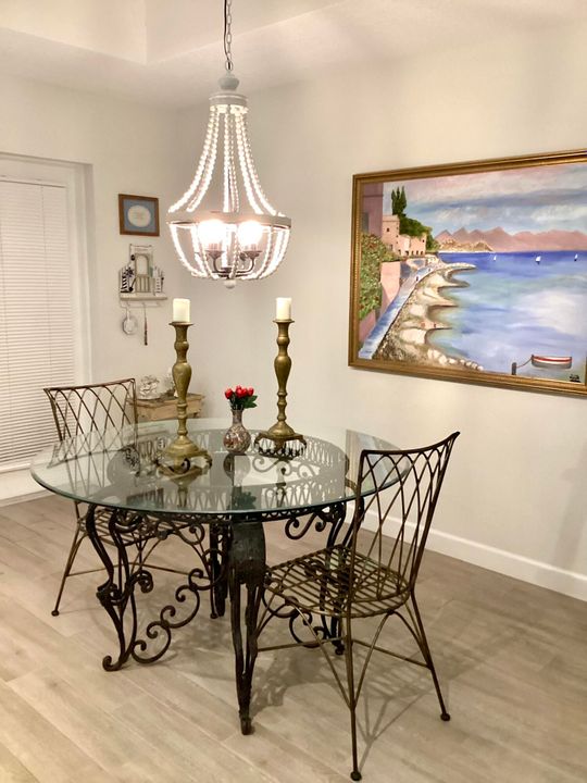 For Rent: $2,950 (4 beds, 3 baths, 1263 Square Feet)