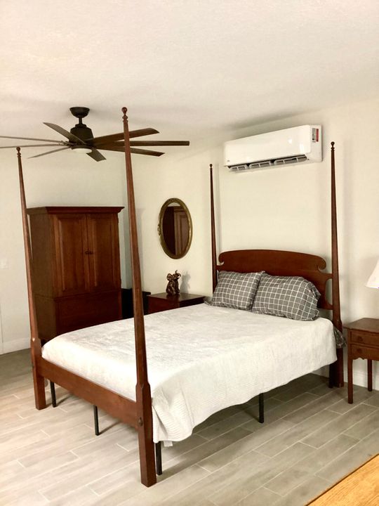 For Rent: $2,950 (4 beds, 3 baths, 1263 Square Feet)