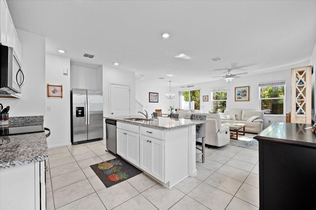 待售: $435,000 (3 贝兹, 2 浴室, 1804 平方英尺)